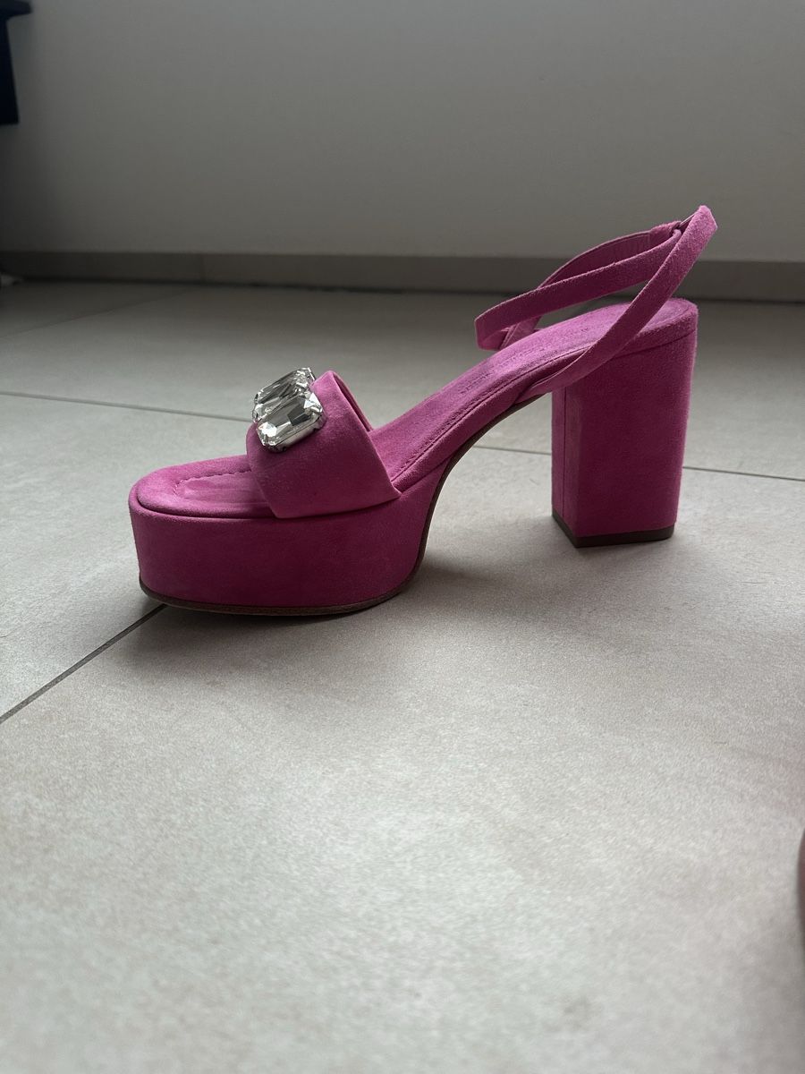 Kennel + Schmenger Chaussures femmes: Sommer Sandalen pink, kennel&schmenger – D'occasion à Eschlikon TG par Sharon_AE 2