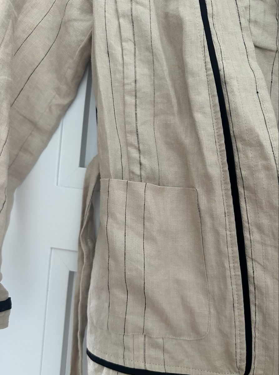 Jacken: Lightweight Jacket  – Neu (gemäss Beschreibung) aus Zürich von juz_2t2j 4