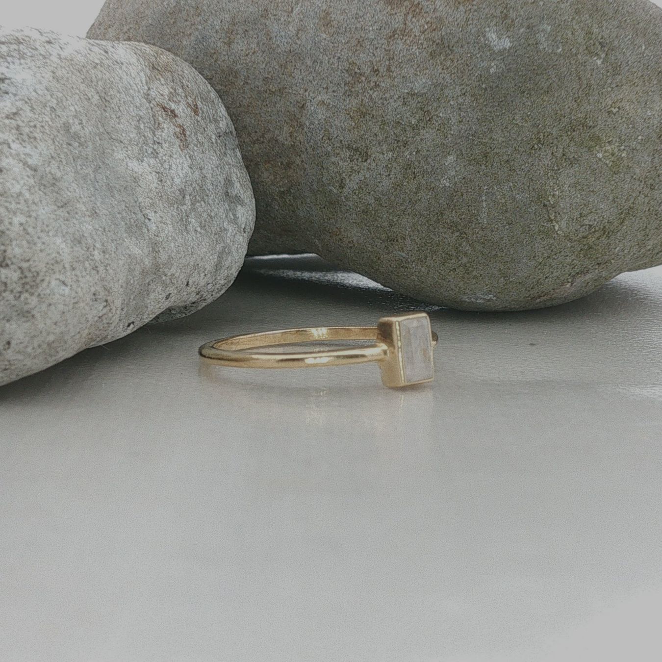 Olga Ribler Bagues: Ring 925 Sterling Silber mit Mondstein Grösse 54 – Neuf (Voir description) à Luzern par Schmuckoutlet 4