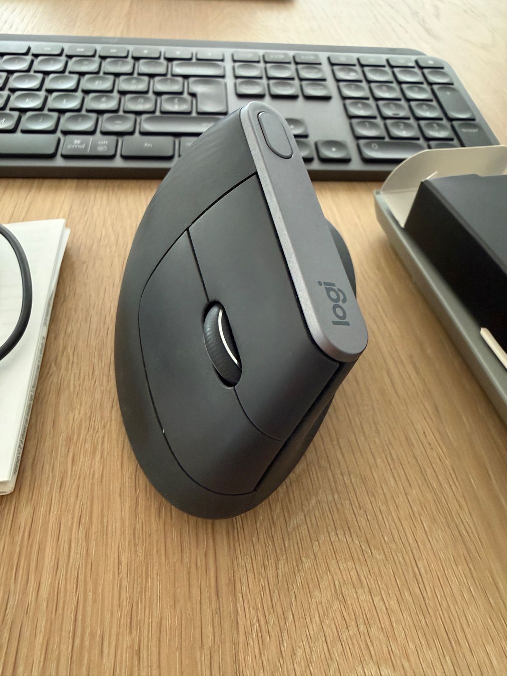 Logitech Claviers: Logitech MX Keys und MX Vertical – D'occasion à Effretikon par tim0thy 2