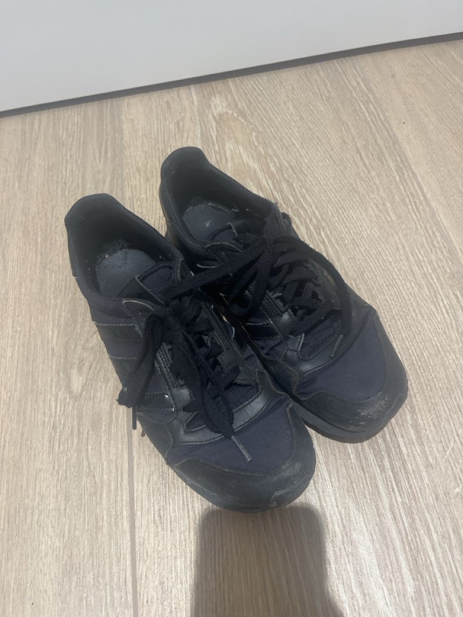 Adidas Herrenschuhe: Adidas Turnschuhe schwarz – Gebraucht aus Bachenbülach von sam_x8rt