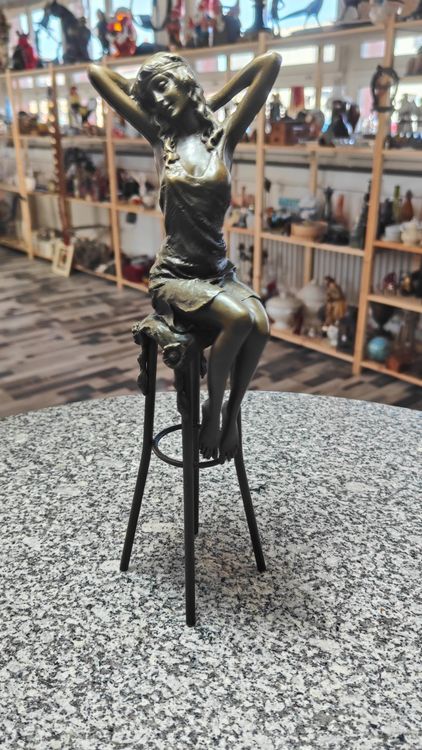 Bronze Skulptur Akt Lady Grazie Auf Einen Barhocker Sitzend Kaufen