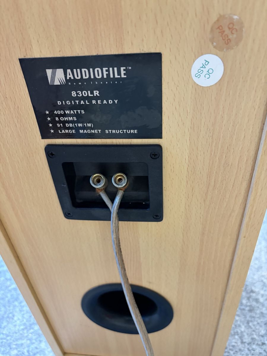 Lautsprecher: 2x 400-Watt-Boxen analog – Gebraucht aus Zürich von thomasfeile 3
