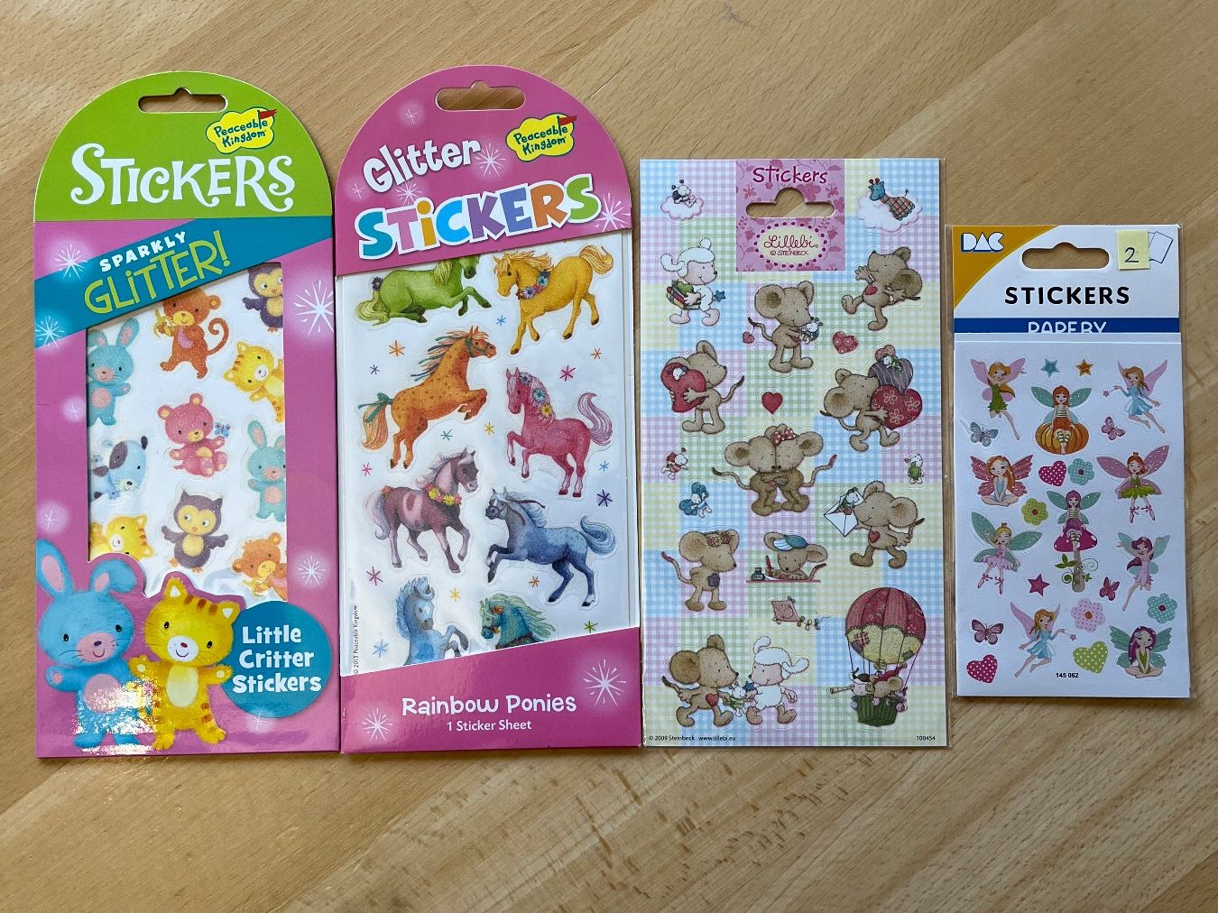 Sticker: Glitzer-Sticker für Kinder – Nuovo (secondo la descrizione) da Ennetbaden venduto da jas_hb6t