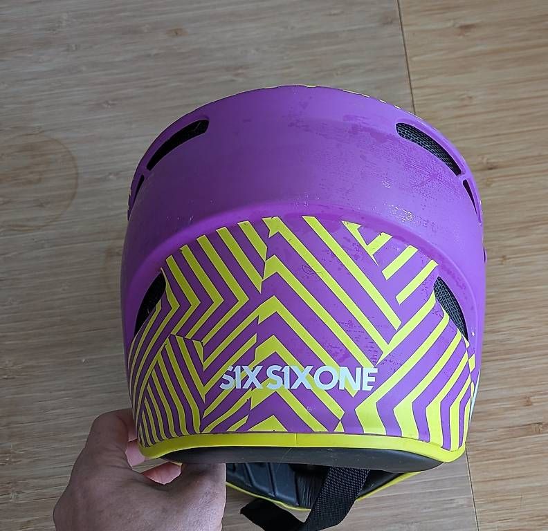 Caschi: MTB Kinder-Helme, XS – Usato da Zollikofen venduto da Serious 2