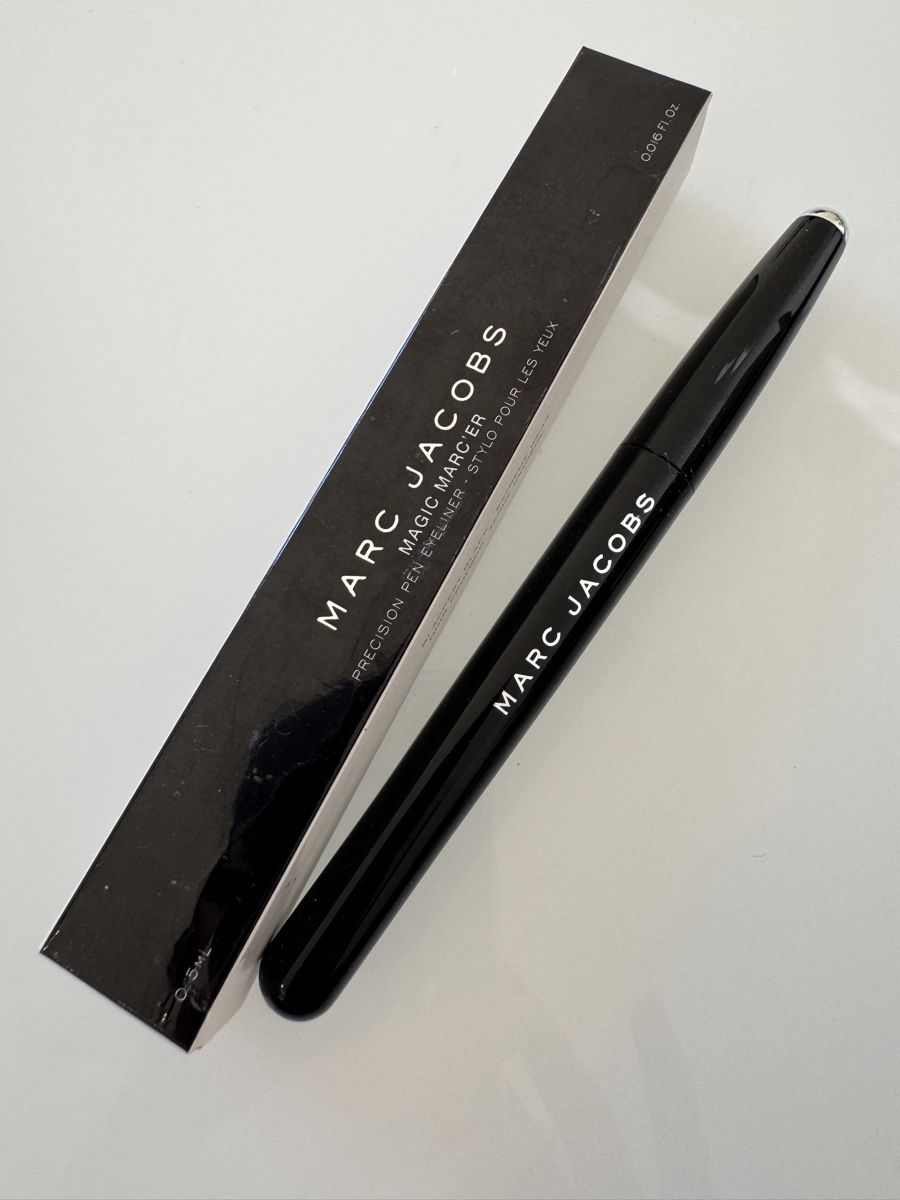 Marc Jacobs Make-up: Marc Jacobs Precision Pen Eyeliner schwarz – Nuovo (secondo la descrizione) da Frauenfeld venduto da _smile_w
