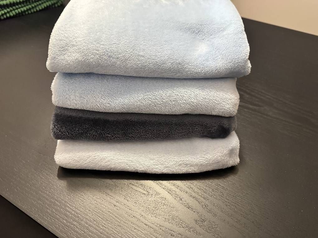 Coperte & Accessori: Hunde-Decken – Usato da Büron venduto da Manu864 1