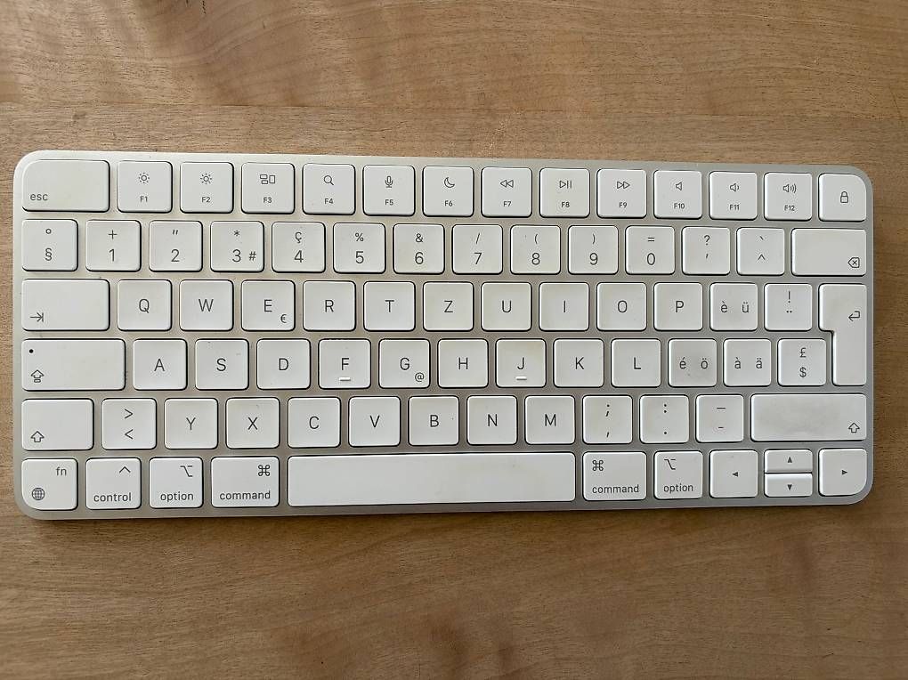 Apple Claviers: Apple Tastatur – D'occasion à Zürich par sulzberg