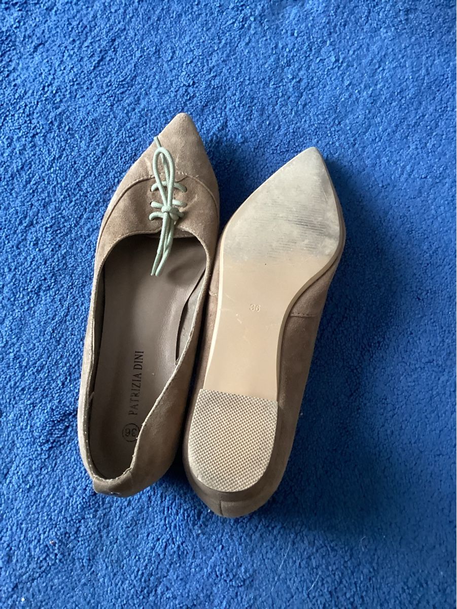 Chaussures femmes: Chaussures – Neuf (Voir description) à Le Landeron par ArianeNi 2