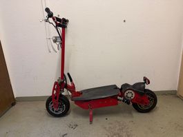 2000 Watt E-Skooter