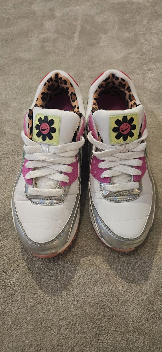 Nike Scarpe da donna: Nike Air Max 90, Grösse 37.5 – Usato da Tobel venduto da Nicci_dee 2