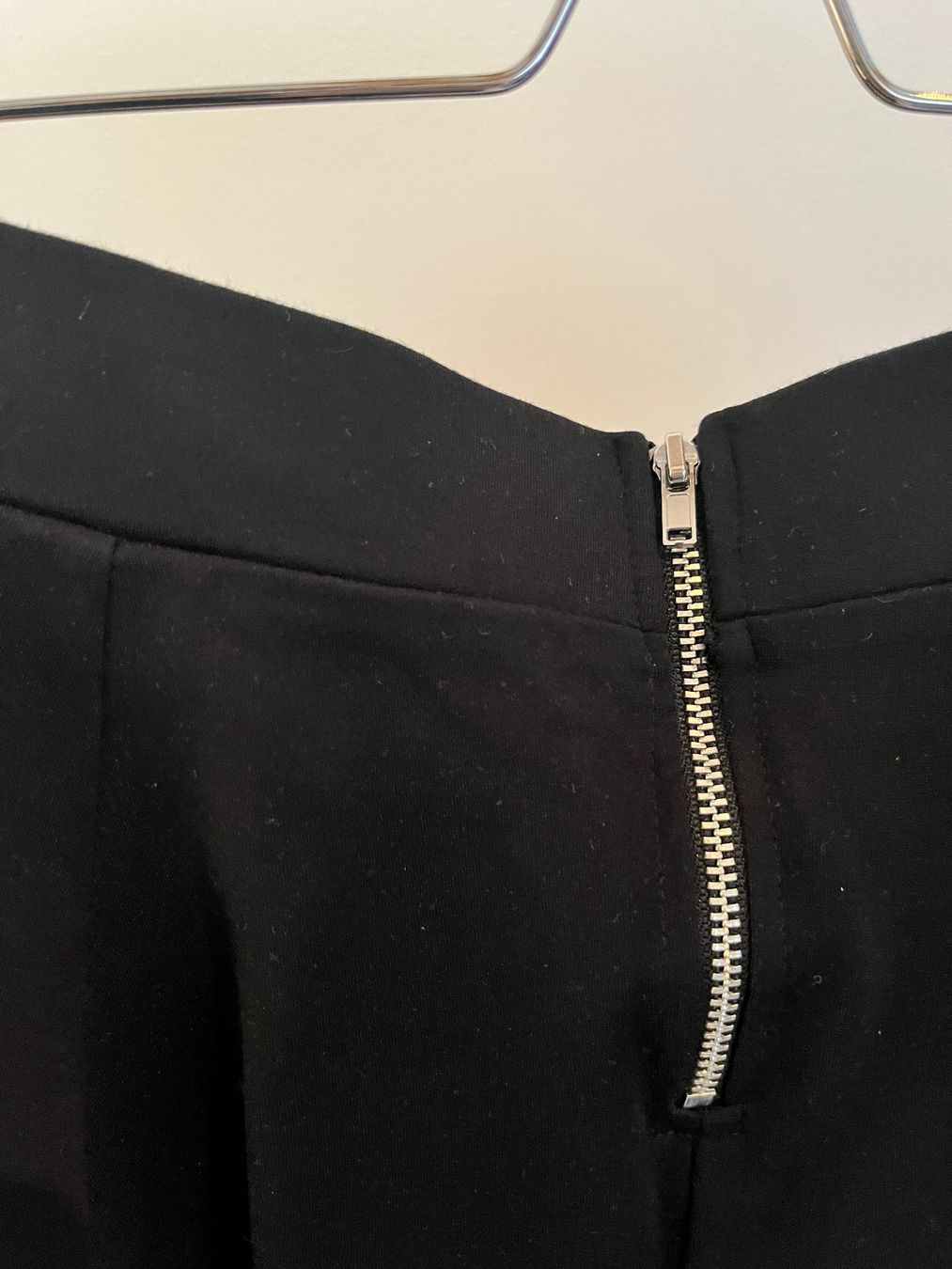 H&M Vestiti & Gonne: Jupe noire, Divided - H&M – Usato da Savagnier venduto da taianab 4