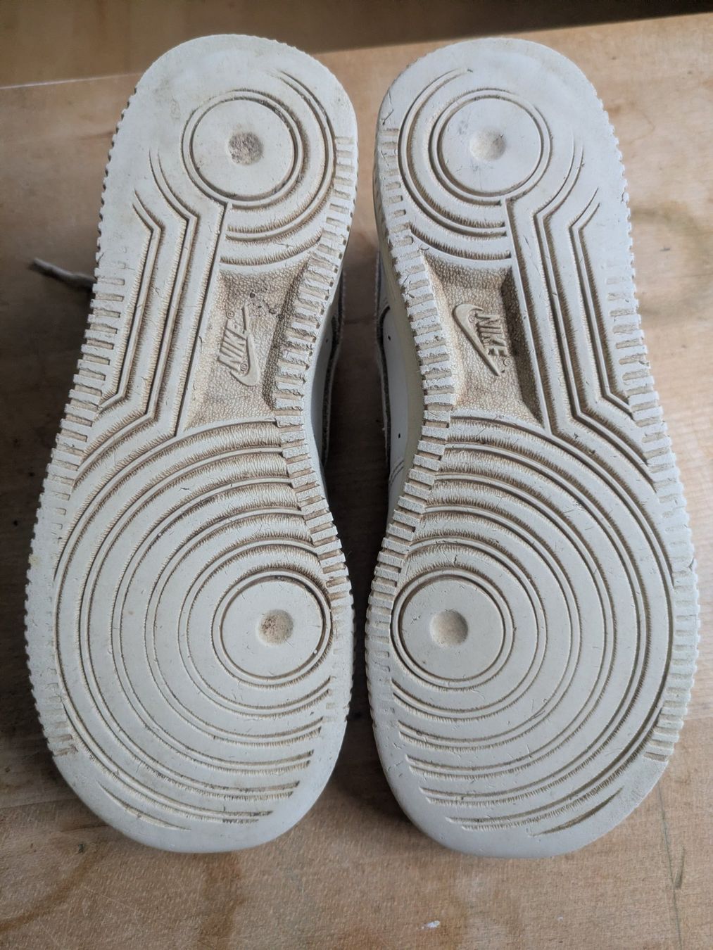 Nike Scarpe da uomo: Weisse Nike Air, Grösse 36 – Usato da Dornach venduto da mkh_8yst 4