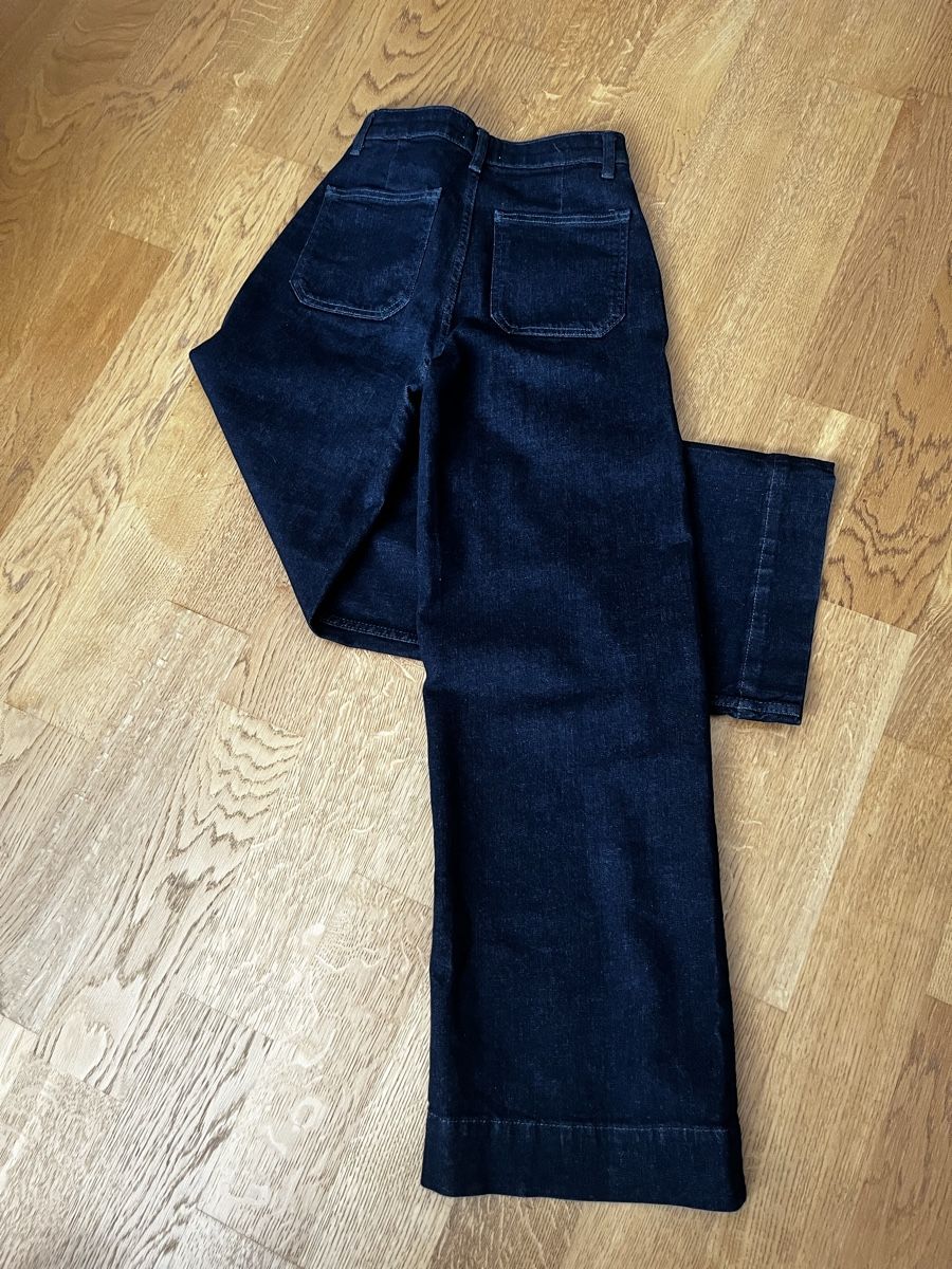 H&M Jeans: Jeans jambes larges H&M – Gebraucht aus Villars-Bozon von ale_8ynr 1