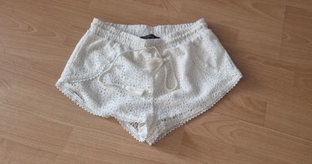 TERRANOVA Shorts, Weiss, Grösse XS, Top!