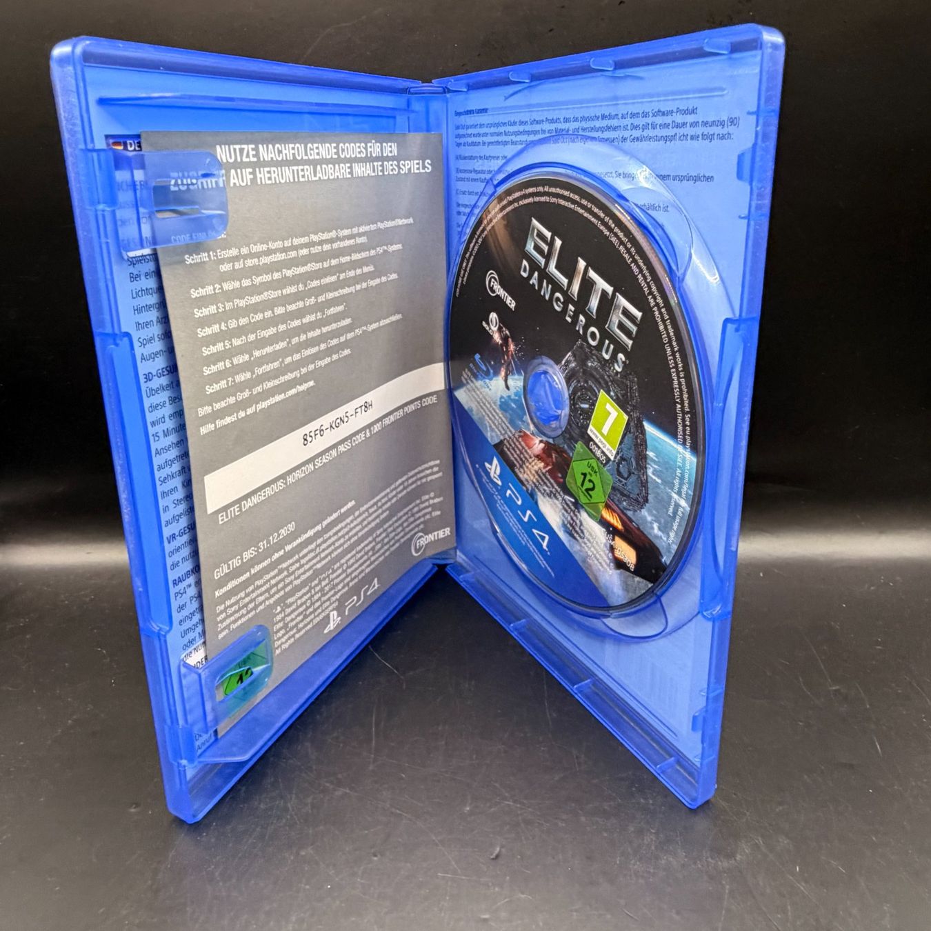 Sony Giochi: Elite Dangerous Legendary Edition PS4 – Usato da Düdingen venduto da Nerdworld 2