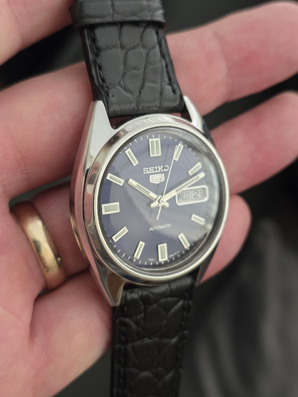 Seiko Uhren: Seiko 5 automatique,  verre plexi  – Gebraucht aus Grand-Lancy von Precision-GE 7