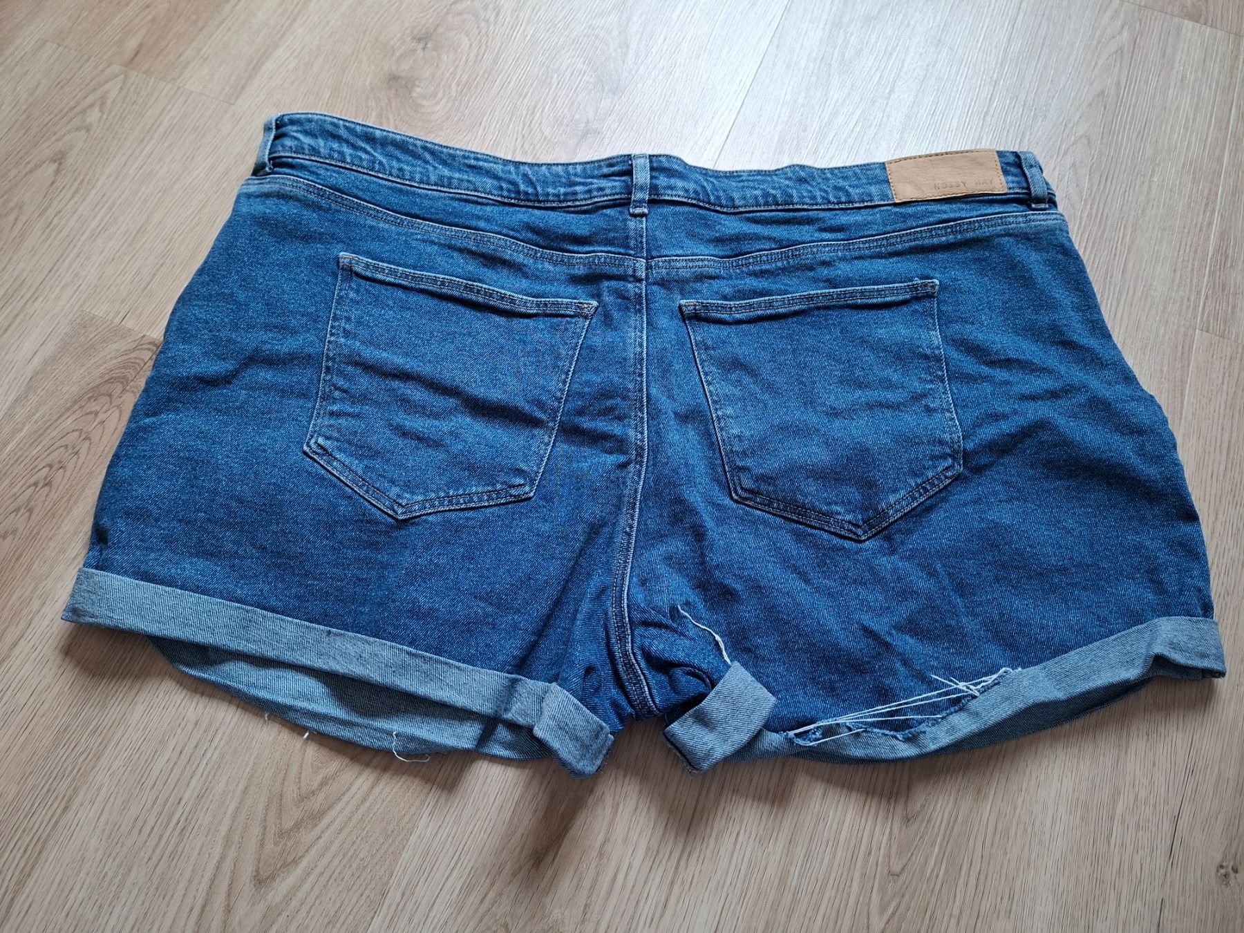 Jeans: Jeansshorts – Usato da Oberwil/Dägerlen venduto da Dominique1606 1