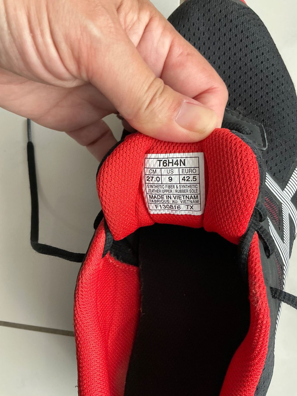 Asics Scarpe da uomo: Asics Sportschuhe Gr.42,5 – Usato da Biel-Benken BL venduto da Sahra1 3