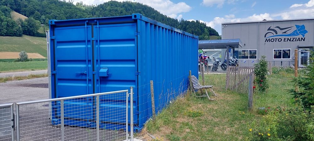 CONTAINER BLAU (Gebraucht) in Bowil für CHF