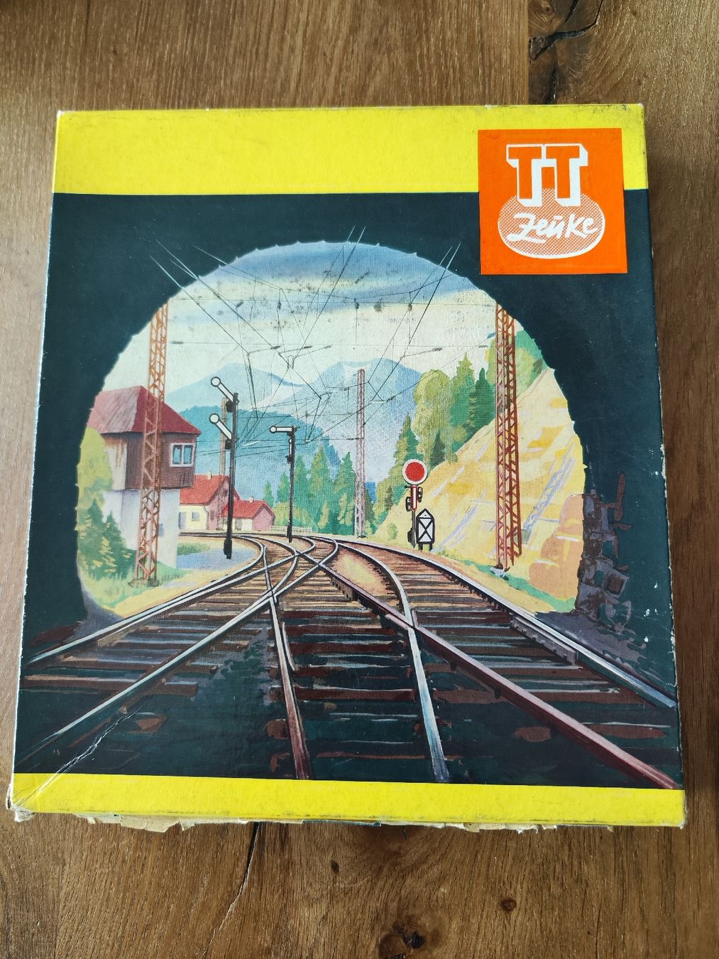 Modelleisenbahnen: Zeuke TT Bahnen Modell Eisenbahn, Artikelnummer 545/3 Raritä – Gebraucht aus Kriens von Xonox 4