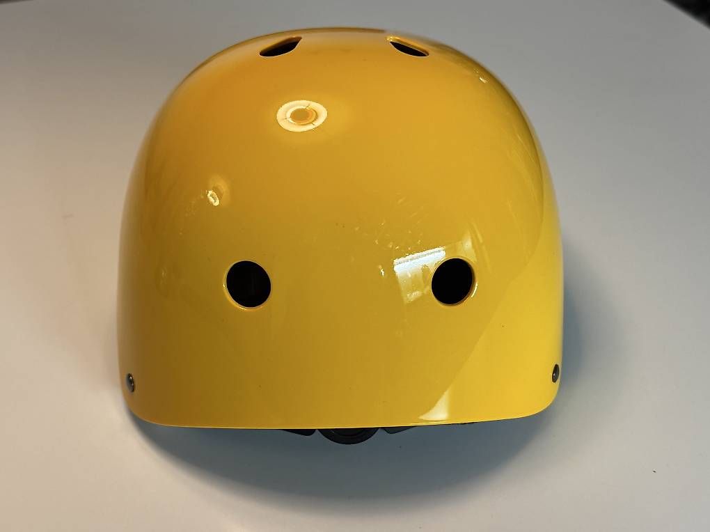 Caschi: Casque enfant Bobbin – Usato da Genève venduto da br_cruzzz 2