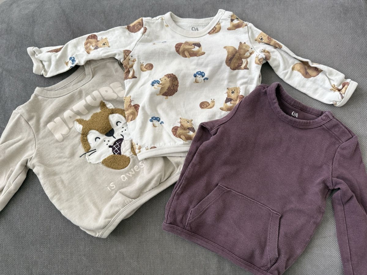 Lotti & Set di vestiti: 17 Teiliges Kleiderpaket 86/92 – Usato da Veltheim AG venduto da N377Y 1