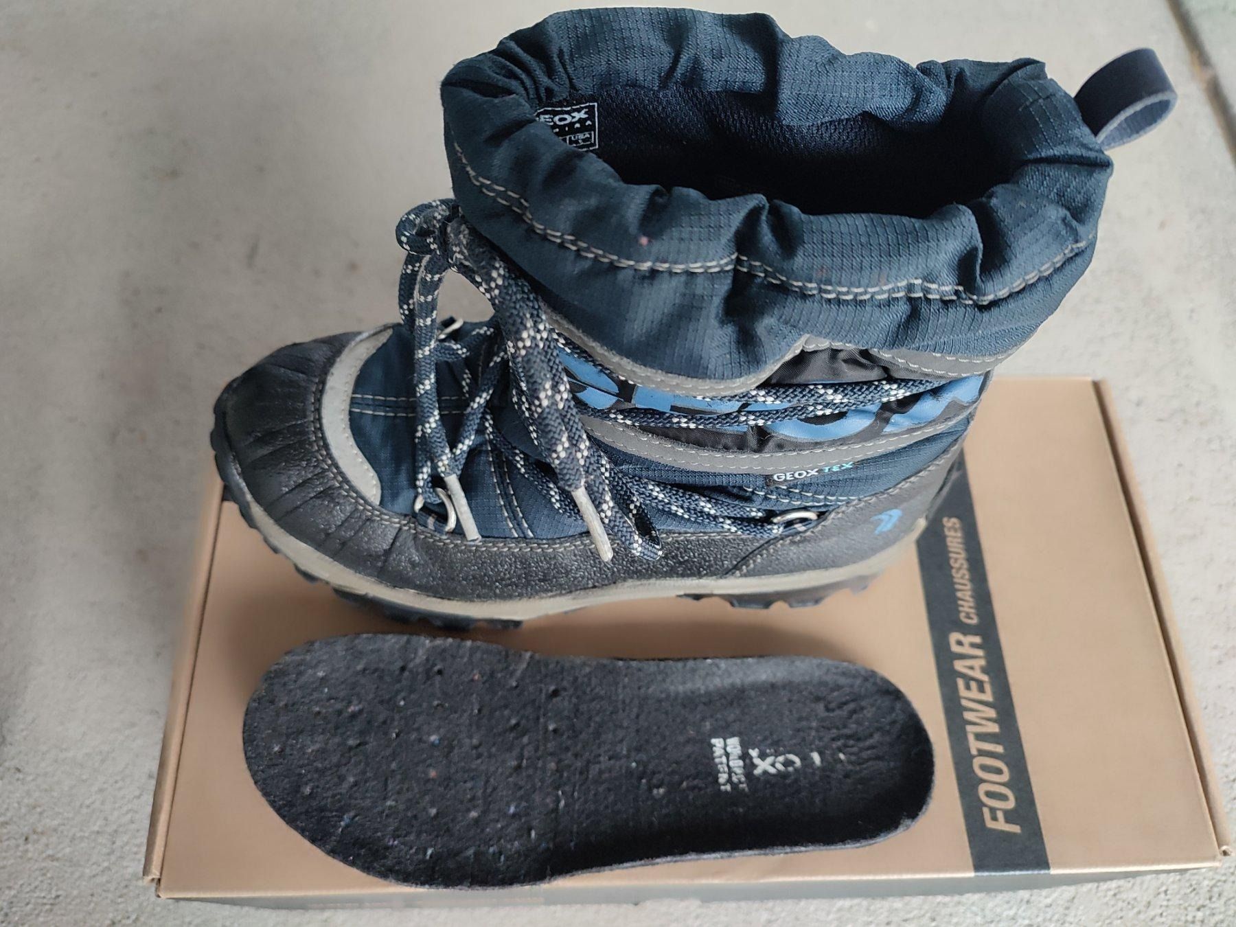 Geox Scarpe per ragazzi: GEOX - Warme Winterstiefel - Winterboots gr. 32 – Usato da Lugano venduto da Pocketpixel 4