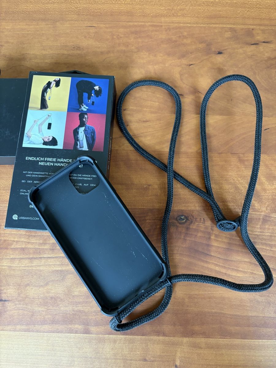 Urbany's Cover & Protezioni schermo: Urbanys Iphone XR – Usato da Steinmaur venduto da ighflyer 2