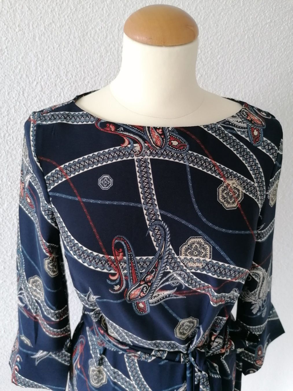 H&M Kleider: Kleid, Paisley Muster, Gr. 34, neuwertig – Neu (gemäss Beschreibung) aus Emmen von Tigerlady 3