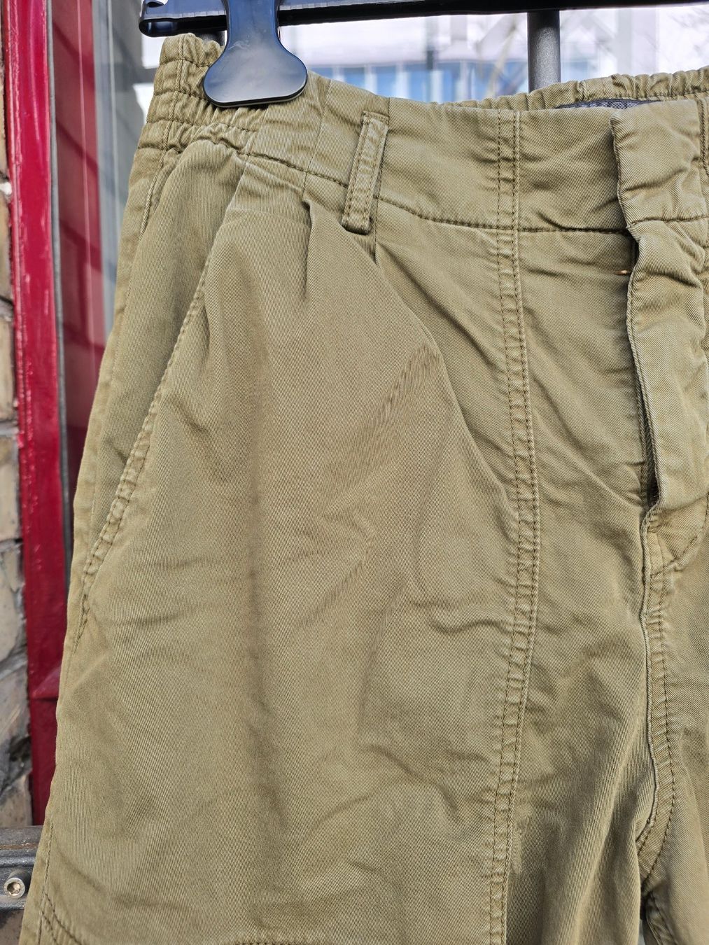 Drykorn Hosen: Kleidung: Hose olive/DRYKORN, Gr. 28 – Gebraucht aus Romanshorn von Rachacha 2