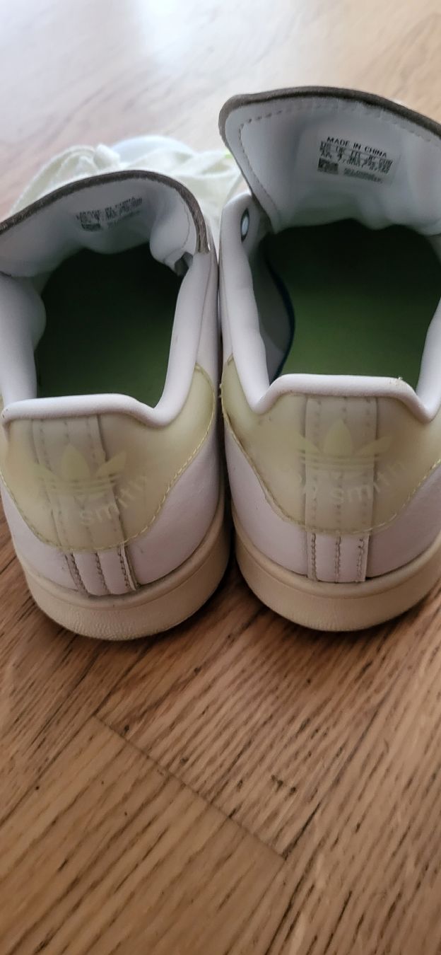 Scarpe da donna: Adidas stan smith – Usato da la tour de peilz venduto da alegre02 2