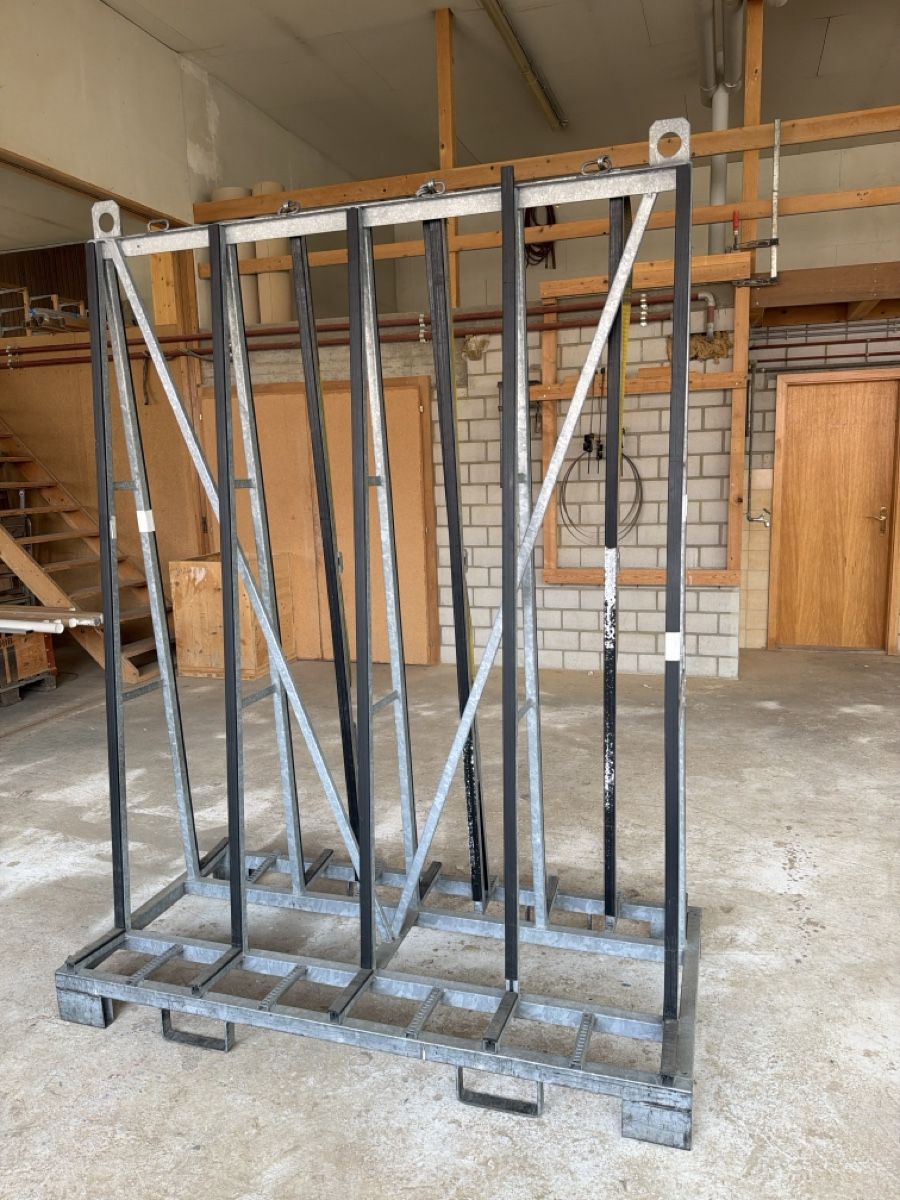 Autre stockage et transport: Glasbock – D'occasion à Höfen b. Thun par luckystreet