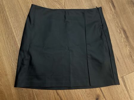 Rock Kunstleder Schwarz Grösse S Pull&Bear🖤