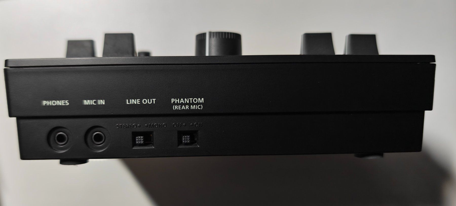 Roland Strumenti musicali: Roland VT-4 Voice Transformer – Usato da Egg b. Zürich venduto da Susanne234 2