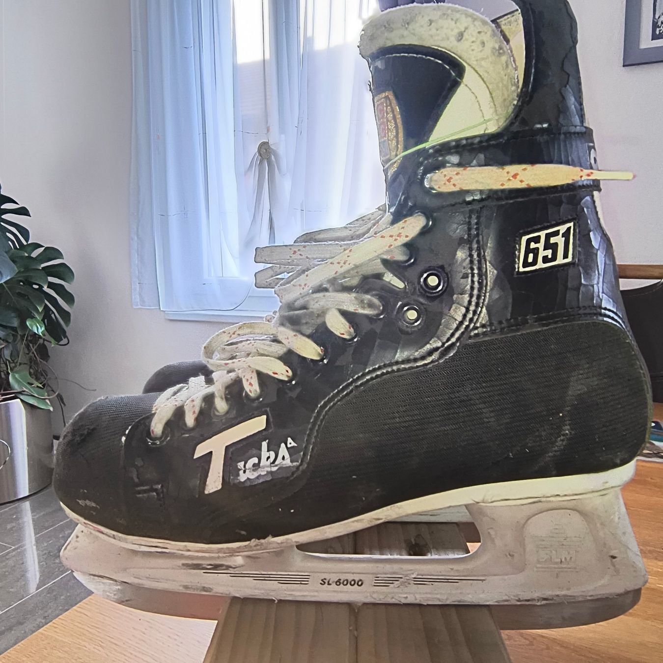 Ccm Pattini da ghiaccio: Schlittschuhe Gr.40/41 CCM – Usato da Obergösgen venduto da bea_cvf5 5