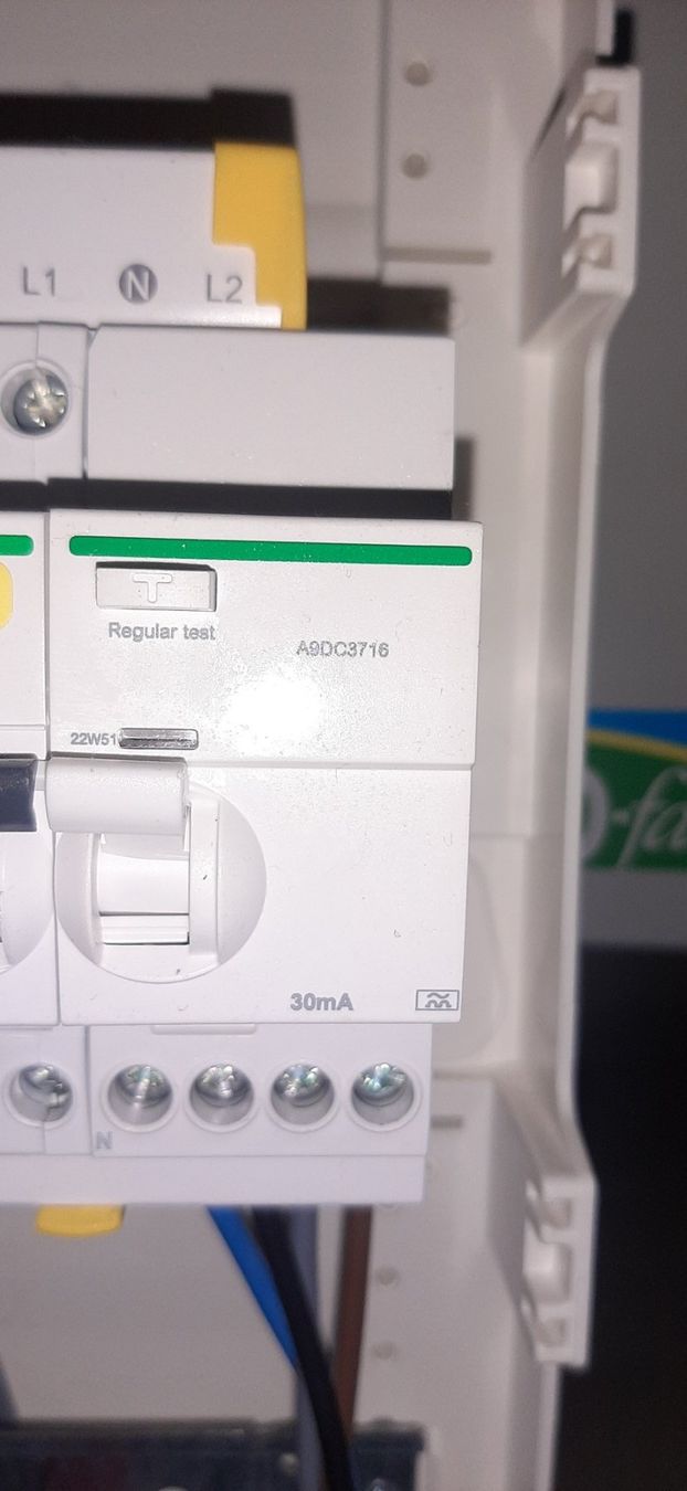 Componenti elettronici: Enphase Steuerungskasten – Usato da Götighofen venduto da ThomasM011 4