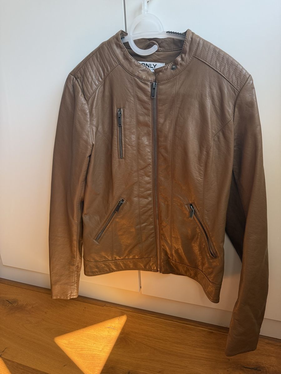 Only Jacken: Only Lederjacke, Grösse 40, Neuwertig – Neu (gemäss Beschreibung) aus Einsiedeln von important__