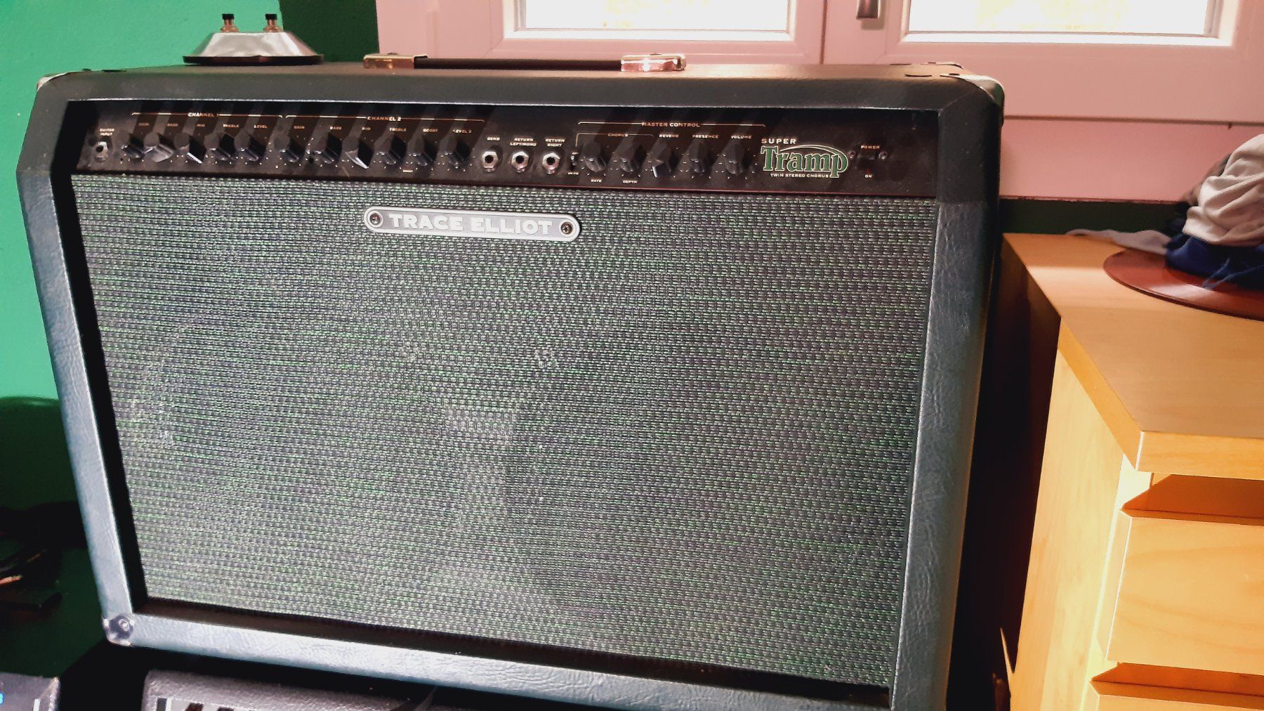 Amplificatori: Trace Elliot Super Tramp Twin Stereo Chorus – Usato da Assens venduto da steveassens