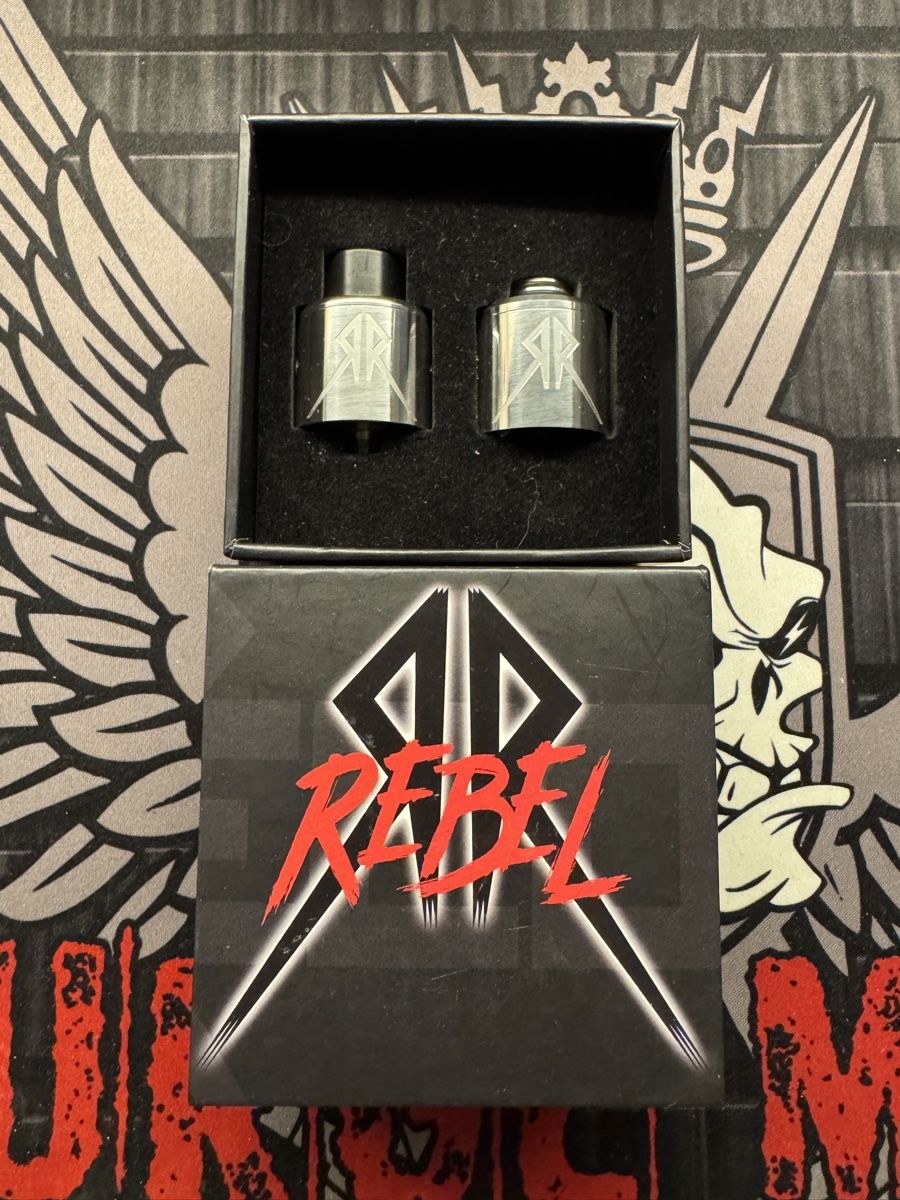 Altri Prodotti per fumatori: Recoil Rebel RDA Silber  – Usato da Hindelbank venduto da Foxds81