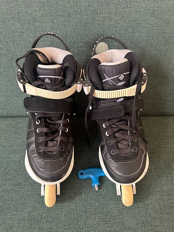 Pattini in linea & Pattini a rotelle: USD Carbon Free PB Aggressive Skates – Usato da Luzern venduto da llo_y9ry 1