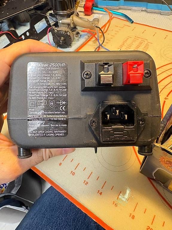 Batterie, Caricabatterie & Alimentatori: Pro-Peak Ladegerät für Modellbau AC/DC – Usato da spreitenbach venduto da starion05 4