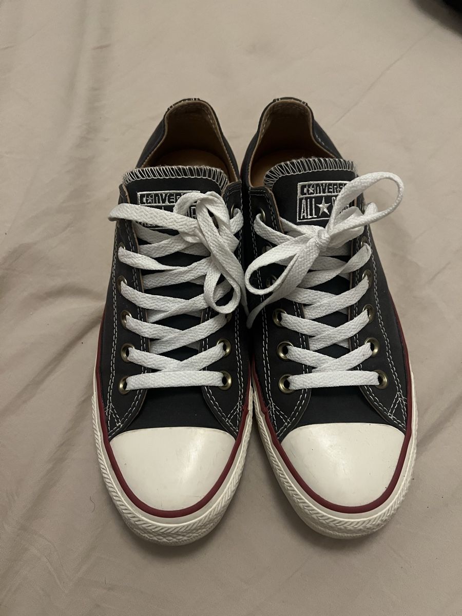 Converse Chaussures hommes: Baskets Converse Chuck Taylor basse T. 38 – D'occasion à Genève par Lyn_moon 1