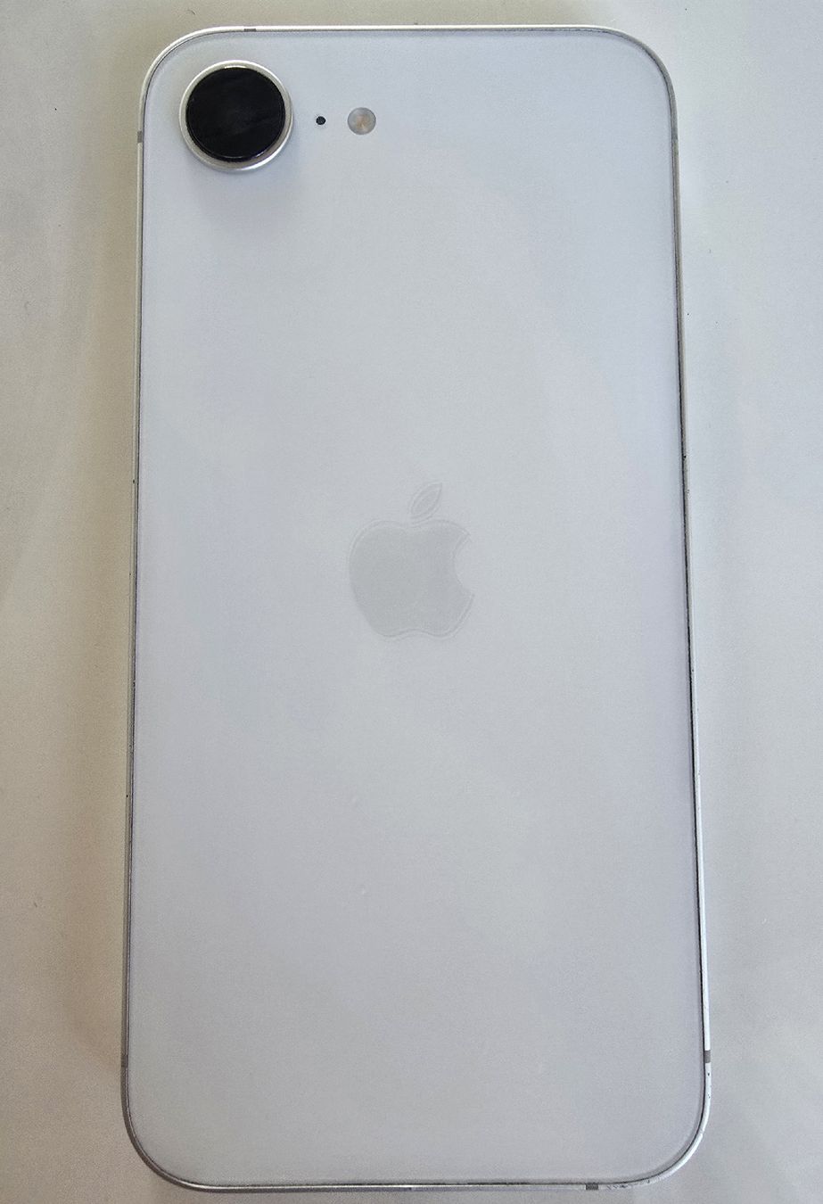 Apple Telefoni cellulari / Smartphones: iPhone 16e 128 GB – Difettoso da Altstätten SG venduto da speed_19993 3