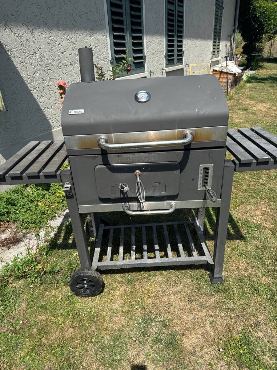 Grills: Grill gratis abzugeben  – Gebraucht aus Ottikon von Tarracona1 1