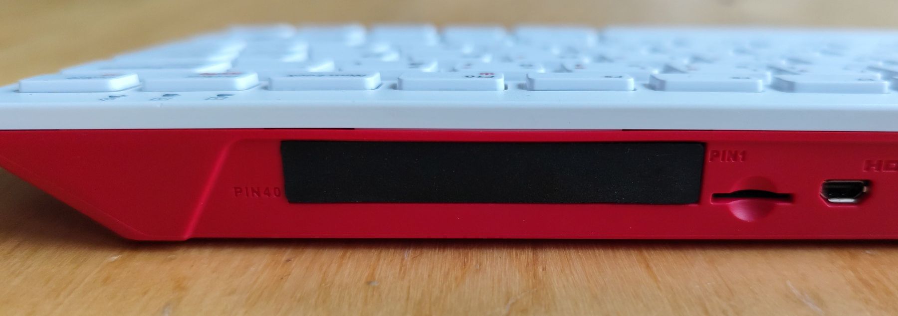 Raspberry Pi PCs: Raspberry Pi 400 MINI-PC, Netzteil & HDMI – Neu (gemäss Beschreibung) aus Romanshorn von eRRbse 6