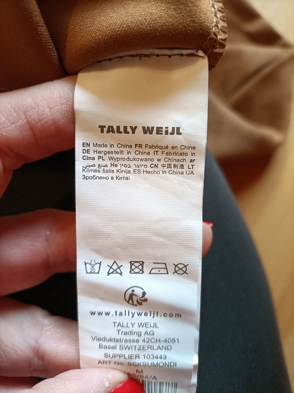 Tally Weijl Gonne: Tally Weijl Wildleder-Optik Rock Gr. M – Nuovo e nell'imballaggio originale da St. Gallen venduto da jan_ccx7 2
