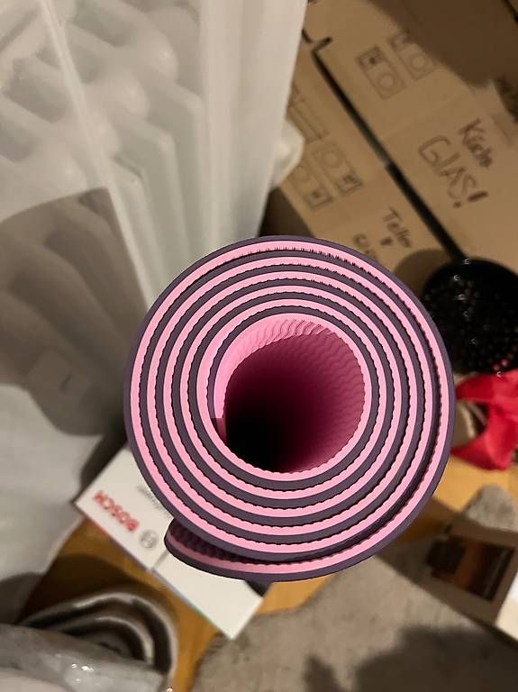 Bodenmatten: Yoga mat – Gebraucht aus Basel von car_sym8 1