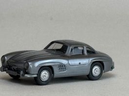 VE1- Wiking Mercedes 300 SL silbern