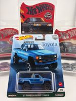 Hot Wheels 87 Toyota Pickup Truck Premium - 2021 - 2/5
